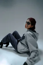 V2 Zipper - Image 5