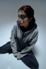 V2 Zipper - Image 6